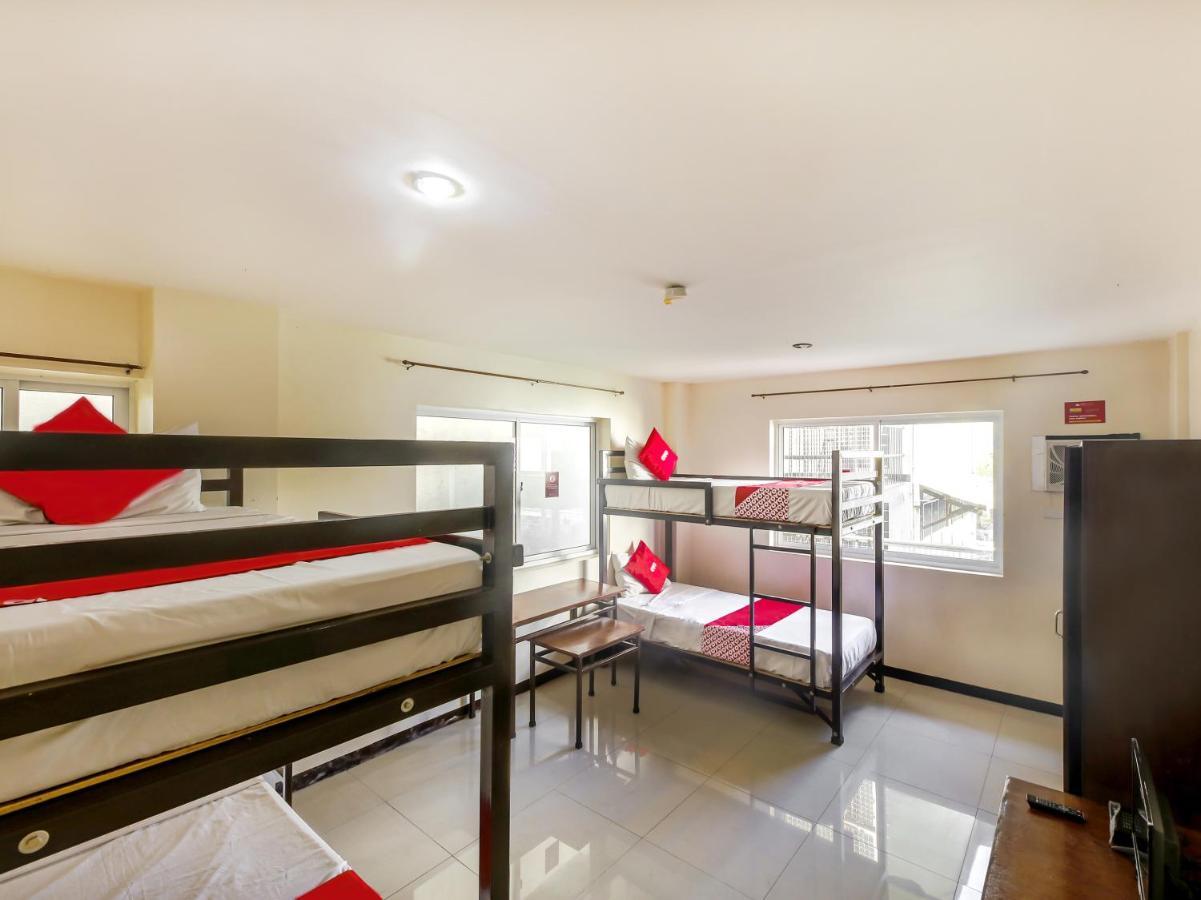 Oyo 842 City Smiles Apartelle San Juan  Exteriér fotografie